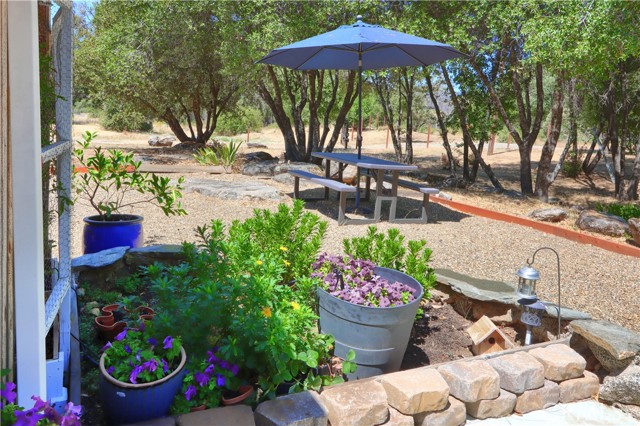 Detail Gallery Image 32 of 55 For 5641 Darrah Rd, Mariposa,  CA 95338 - 2 Beds | 1 Baths