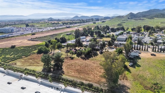 Detail Gallery Image 7 of 9 For 33780 Zeiders, Menifee,  CA 92584 - – Beds | – Baths