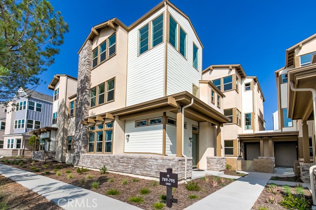 Front Image Thumbnail for CROC26069801