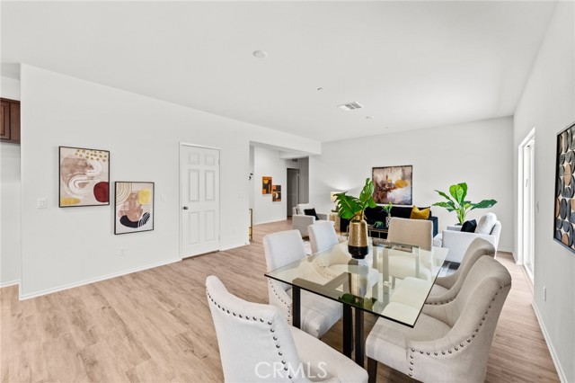 Detail Gallery Image 8 of 47 For 11649 Sable Way, Moreno Valley,  CA 92557 - 4 Beds | 2/1 Baths