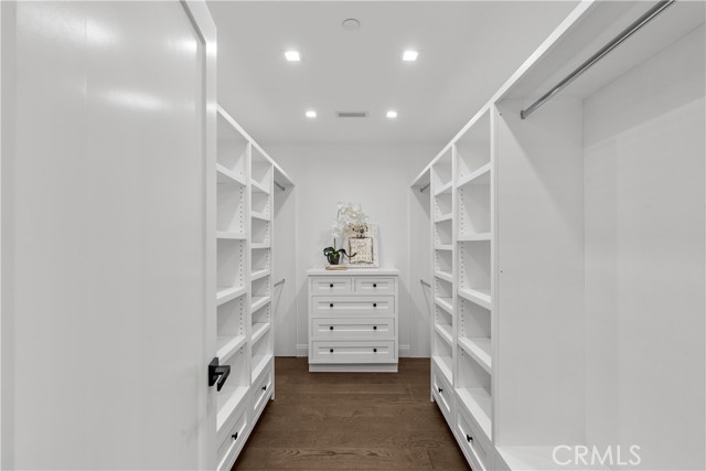 Detail Gallery Image 41 of 65 For 4347 Clybourn Ave, Toluca Lake,  CA 91602 - 5 Beds | 4/1 Baths