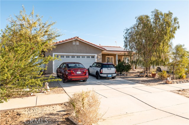 Detail Gallery Image 1 of 31 For 956 Brazil Ave, Thermal,  CA 92274 - 3 Beds | 2 Baths