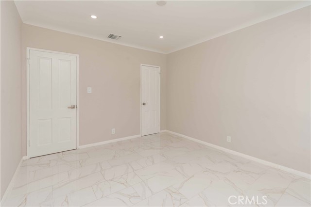 Detail Gallery Image 33 of 44 For 536 Myrtle St, Glendale,  CA 91203 - 2 Beds | 2 Baths