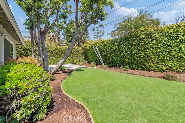 Detail Gallery Image 10 of 55 For 557 S Gardner Dr, Orange,  CA 92866 - 3 Beds | 2 Baths