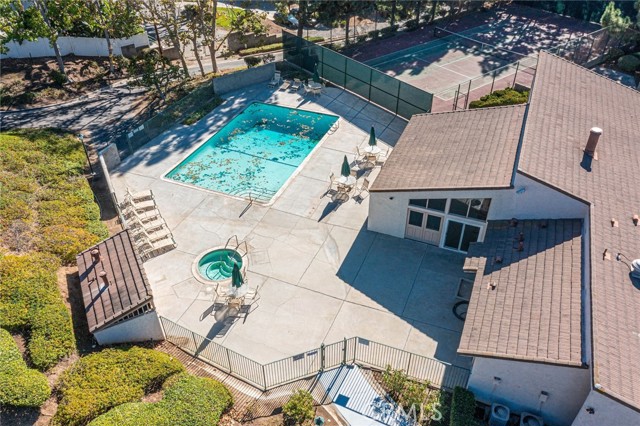 Detail Gallery Image 10 of 40 For 2238 Vista Del Sol, Fullerton,  CA 92831 - 2 Beds | 2/1 Baths