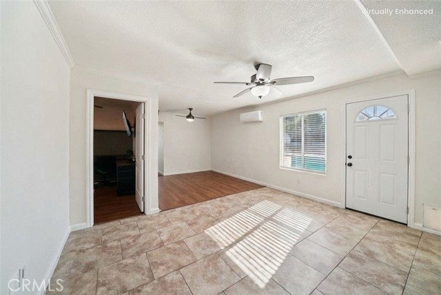 Detail Gallery Image 3 of 21 For 901 N Acacia #2,  Rialto,  CA 92376 - 3 Beds | 1 Baths