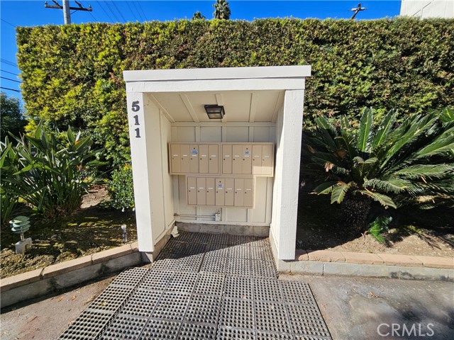 511 E Live Oak Avenue, Arcadia CA: https://media.crmls.org/medias/95f4f585-24f4-4f8d-9dff-029de2520b50.jpg