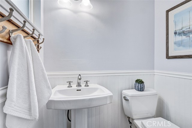 Detail Gallery Image 19 of 32 For 320 31 St, Manhattan Beach,  CA 90266 - 3 Beds | 2/1 Baths