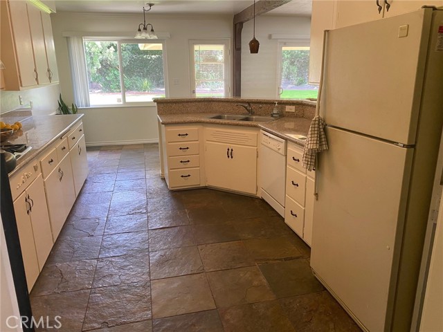 Detail Gallery Image 8 of 19 For 1512 Finecroft, Claremont,  CA 91711 - 3 Beds | 2 Baths