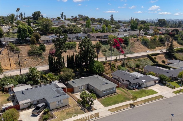 1414 East Baldwin Avenue, Orange CA: https://media.crmls.org/medias/95f5b116-aa9c-4302-9ede-bc607d4680e8.jpg