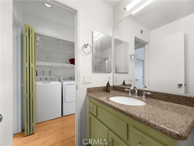 Detail Gallery Image 11 of 25 For 5744 E Creekside #9,  Orange,  CA 92869 - 1 Beds | 1 Baths