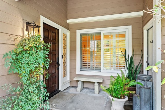 Detail Gallery Image 4 of 45 For 631 Brocton Ct #101,  Long Beach,  CA 90803 - 3 Beds | 2/1 Baths