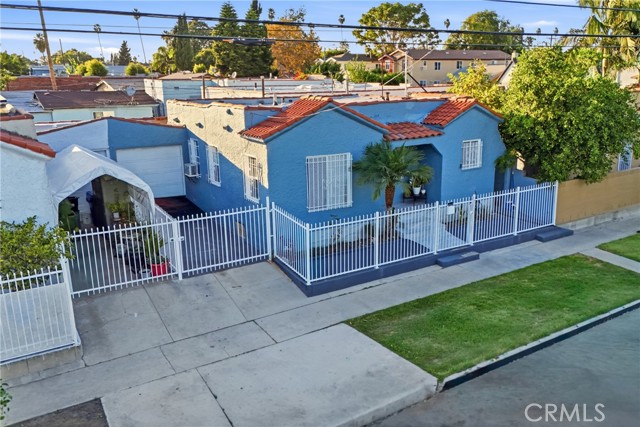 8205 Stanford Ave photo 6