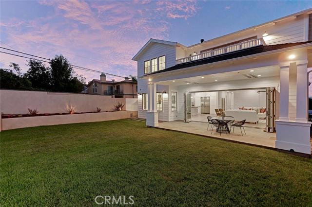 1400 21st Street, Manhattan Beach, California 90266, 5 Bedrooms Bedrooms, ,2 BathroomsBathrooms,Residential,Sold,21st,SB16198093