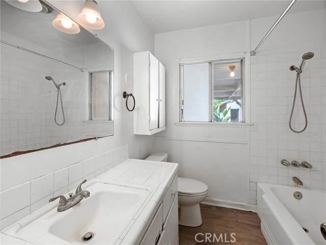 22933 Kent Avenue photo 19