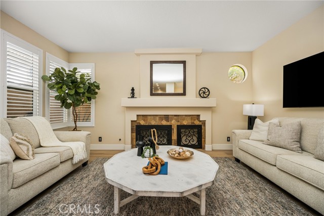 29 Calabria, Lake Forest CA: https://media.crmls.org/medias/95f79785-0a92-48b9-bfae-1ff1965b2c2e.jpg