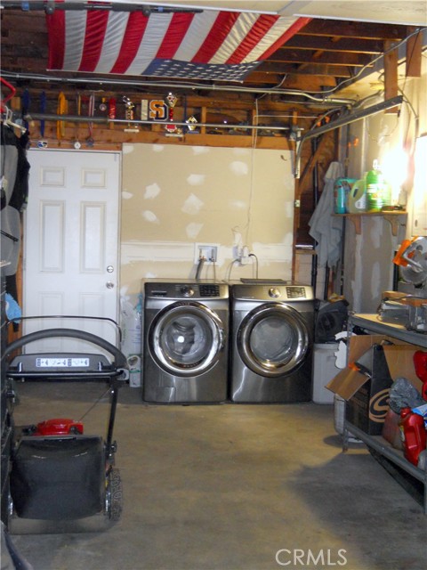 3071 N Crescent Avenue, San Bernardino CA: https://media.crmls.org/medias/95f819ba-e66c-4d8c-a434-c035f4614990.jpg