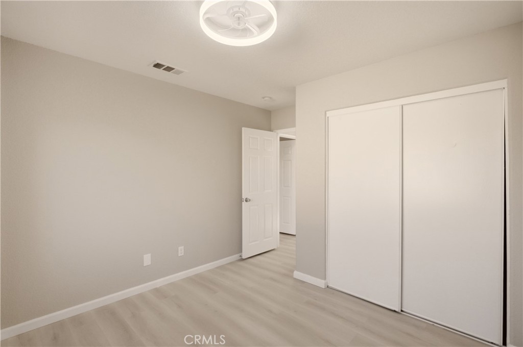 https://media.crmls.org/medias/95f8aafe-9666-4082-bfb0-2be91cc9572c.jpg?preset=X-Large