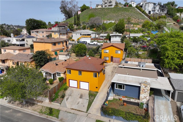 2750 Ballard Street, Los Angeles CA: https://media.crmls.org/medias/95f8f789-905c-438d-b7ae-ffc45e62ec19.jpg