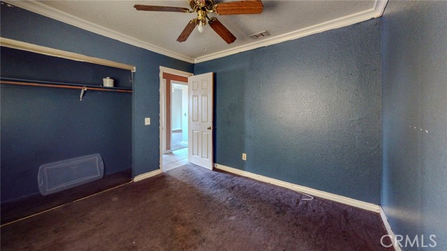 Detail Gallery Image 12 of 34 For 5270 Lucretia Ave, Jurupa Valley,  CA 91752 - 4 Beds | 2 Baths