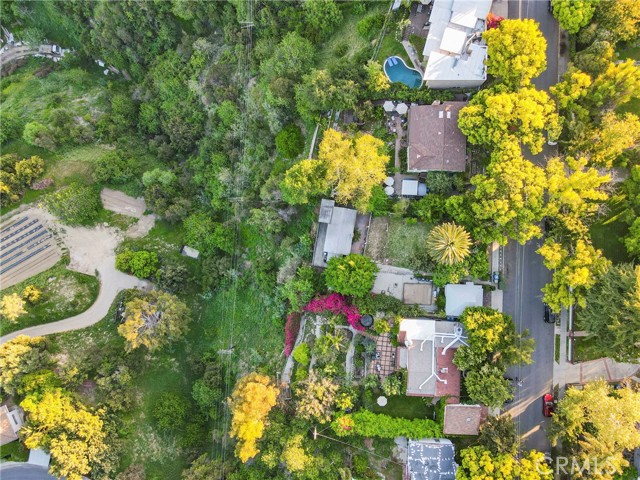 3814 San Rafael Avenue, Los Angeles CA: https://media.crmls.org/medias/95fa0864-2737-4c16-9eca-d1d4754cebfc.jpg