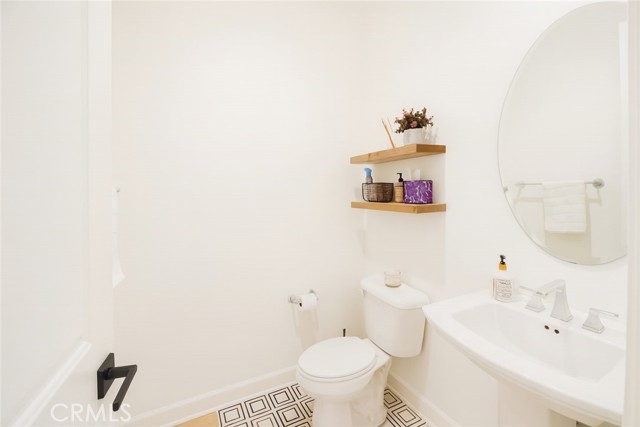 Detail Gallery Image 18 of 31 For 279 Barnes, Tustin,  CA 92782 - 4 Beds | 4/1 Baths