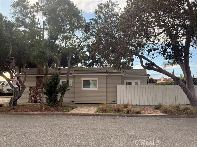 Detail Gallery Image 31 of 38 For 318 S Francisca Ave, Redondo Beach,  CA 90277 - 1 Beds | 2 Baths