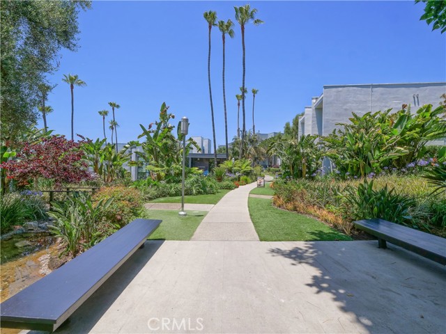 630 The Village, Redondo Beach CA: https://media.crmls.org/medias/95fece60-e689-4b05-bb85-3949aef4f7bf.jpg