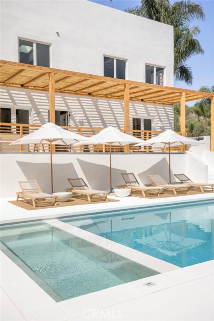 27405 Pacific Coast Highway, Malibu CA: https://media.crmls.org/medias/95ff04b4-a323-4c10-ba02-87777368cad3.jpg