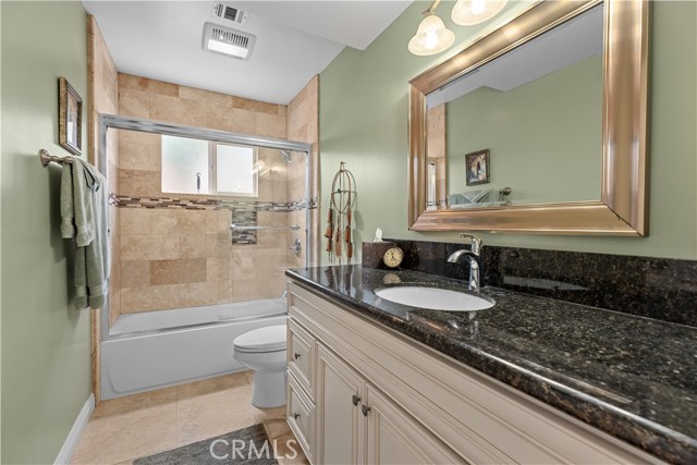 Detail Gallery Image 10 of 25 For 17820 Florwood Ave, Torrance,  CA 90504 - 4 Beds | 3 Baths