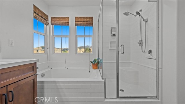 Detail Gallery Image 27 of 44 For 1417 Galaxy Dr, Beaumont,  CA 92223 - 4 Beds | 3 Baths