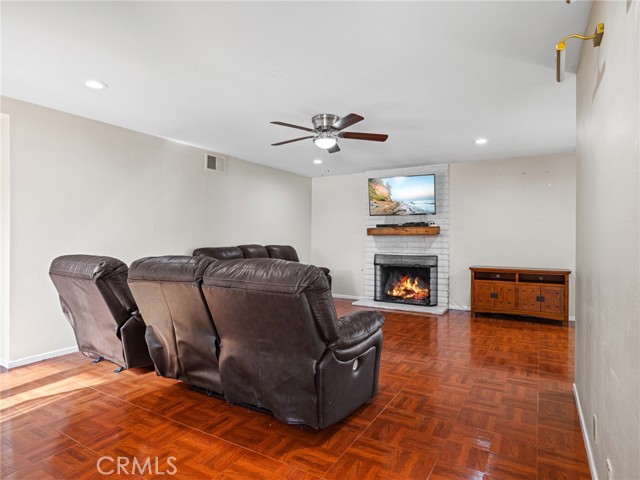 Detail Gallery Image 12 of 41 For 17740 Linden, Hesperia,  CA 92345 - 3 Beds | 2 Baths