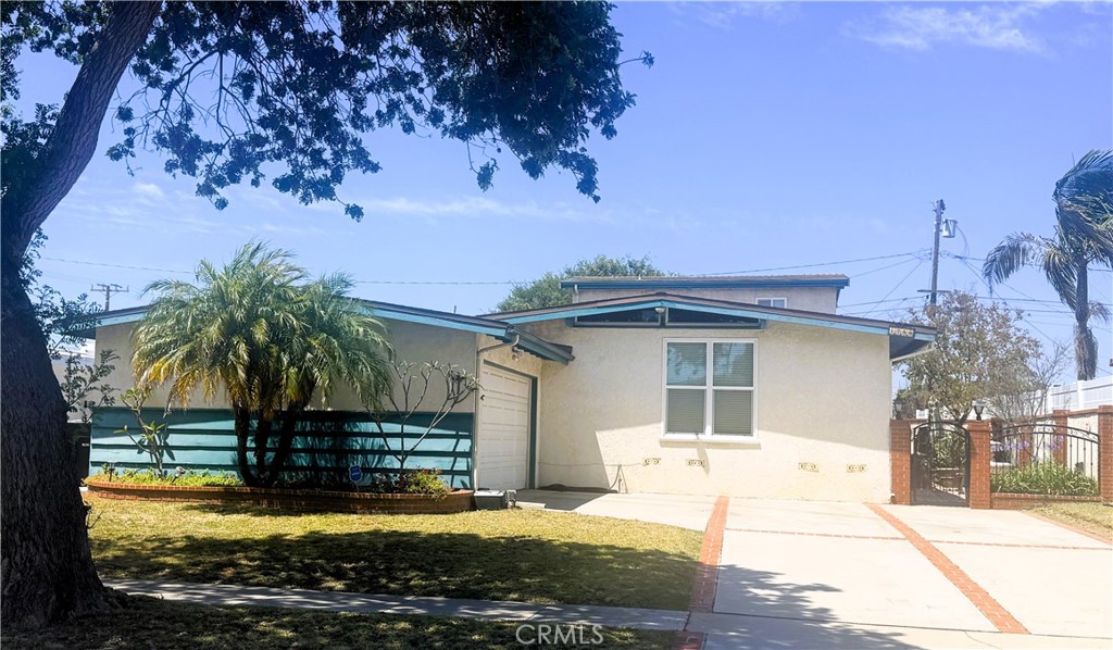 1759 W 243rd