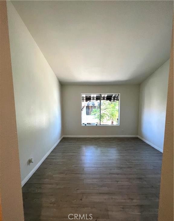 193 Stanford Court, Irvine CA: https://media.crmls.org/medias/96026123-0222-46e2-9b3c-be340dae433b.jpg