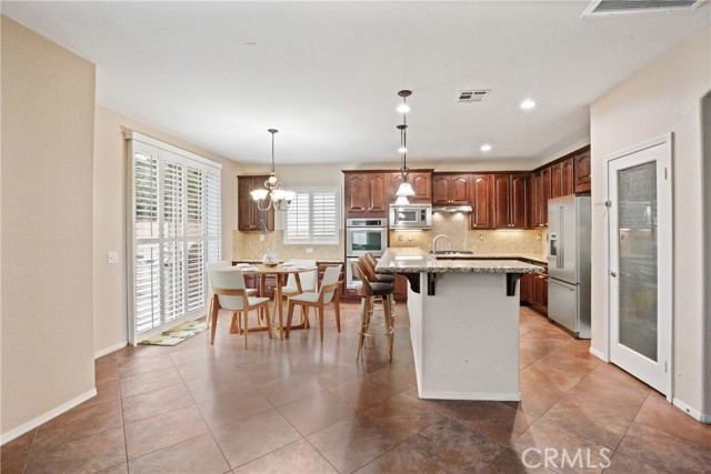 Detail Gallery Image 6 of 65 For 7632 Turtle Mountain, Corona,  CA 92880 - 4 Beds | 2/1 Baths