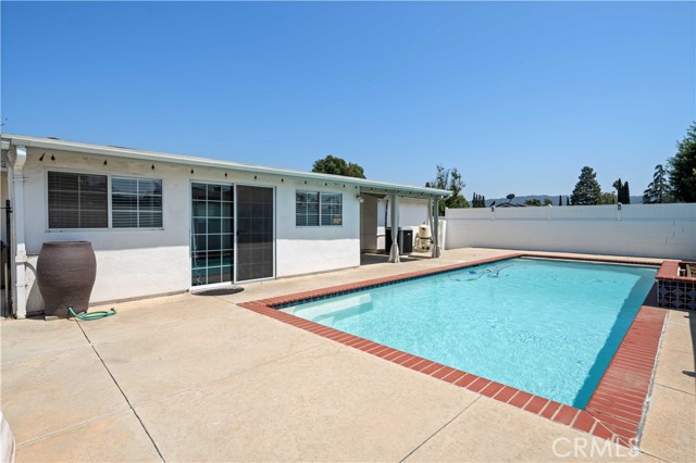 2241 Cordero Avenue, Simi Valley CA: https://media.crmls.org/medias/96028630-e99e-4090-81a6-56967bf22b84.jpg