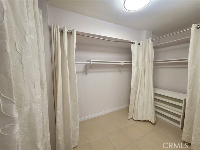 Detail Gallery Image 29 of 40 For 5301 Balboa Bld #E11,  Encino,  CA 91316 - 2 Beds | 2 Baths