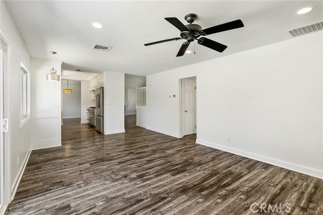 2169 Coalfax Court, Thousand Oaks CA: https://media.crmls.org/medias/9603c997-4e9a-4afa-ab01-644fe9f9e9ac.jpg