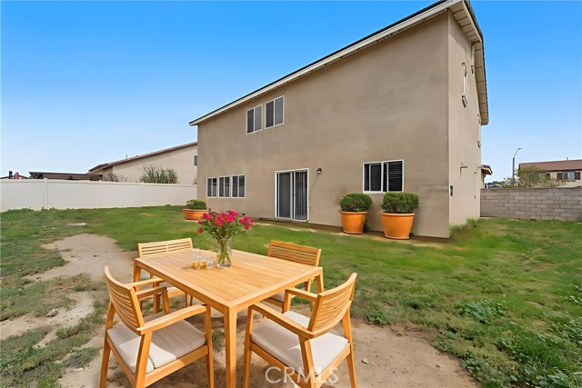 4775 Wanamaker Drive, Jurupa Valley CA: https://media.crmls.org/medias/9603dfdd-fcad-45a6-ab5f-b674ffdd80ef.jpg