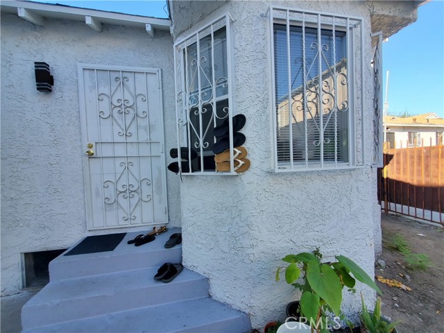 Detail Gallery Image 6 of 13 For 9614 Graham, Los Angeles,  CA 90002 - – Beds | – Baths