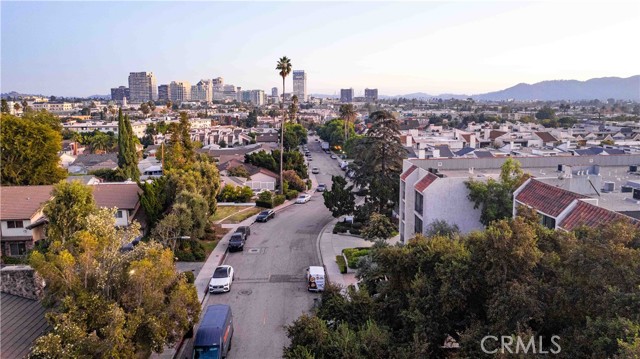 Detail Gallery Image 6 of 48 For 1401 Valley View Rd #215,  Glendale,  CA 91202 - 2 Beds | 2 Baths