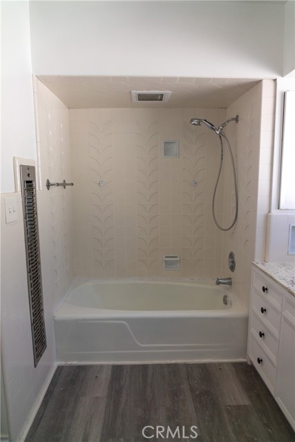 14356 Greenleaf Street, Sherman Oaks CA: https://media.crmls.org/medias/9605dc85-bc55-4ef1-b665-9bd98b507514.jpg