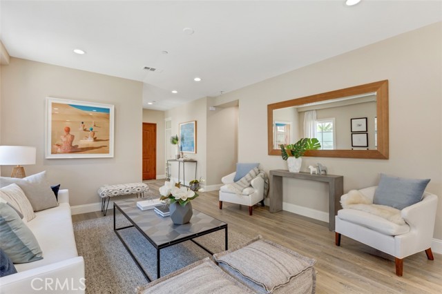 415 California Street, Arcadia CA: https://media.crmls.org/medias/9605e772-1845-4a1b-801c-6640d9ff794e.jpg
