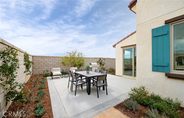 Detail Gallery Image 11 of 13 For 1239 Kingfisher St, Hemet,  CA 92545 - 4 Beds | 2 Baths
