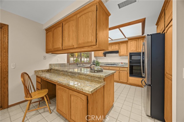 Detail Gallery Image 9 of 29 For 2148 Aquinas Avenue, Claremont,  CA 91711 - 4 Beds | 2 Baths