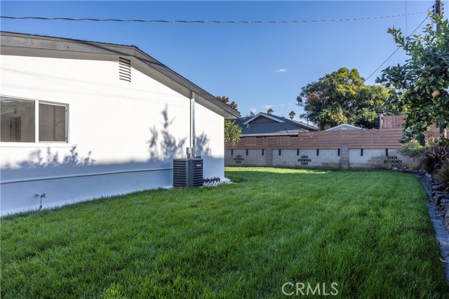 Detail Gallery Image 47 of 55 For 15271 Yorkshire Ln, Huntington Beach,  CA 92647 - 3 Beds | 2 Baths