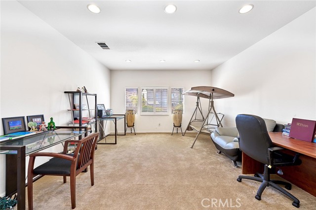 Detail Gallery Image 33 of 68 For 2106 Tangerine, Palmdale,  CA 93551 - 5 Beds | 4 Baths