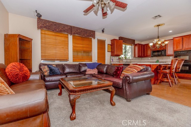 Detail Gallery Image 8 of 17 For 7026 Penny Ct, Rancho Cucamonga,  CA 91739 - 5 Beds | 3 Baths