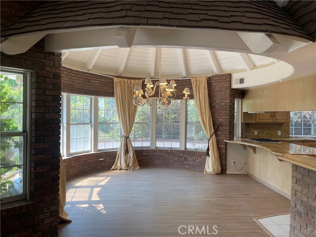 26421 Broken Bit Lane, Laguna Hills CA: https://media.crmls.org/medias/96087680-adfb-4094-84b9-d9192970c821.jpg