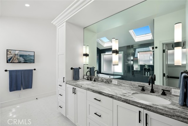 Detail Gallery Image 21 of 34 For 118 via Lido Nord, Newport Beach,  CA 92663 - 4 Beds | 3/1 Baths